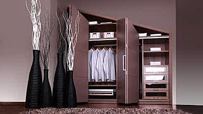 WEEKEND GİYSİ DOLABI