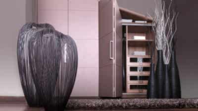 WEEKEND GİYSİ DOLABI